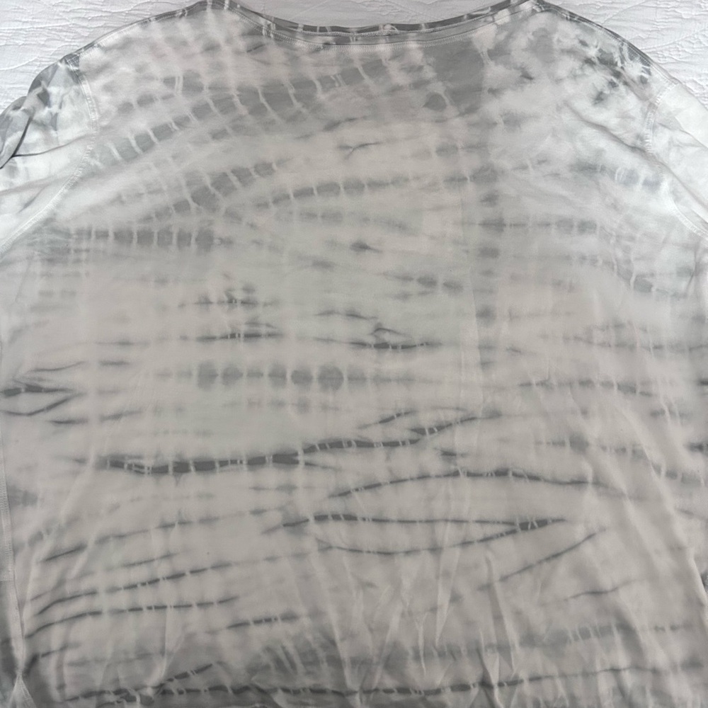 Lululemon oversized top